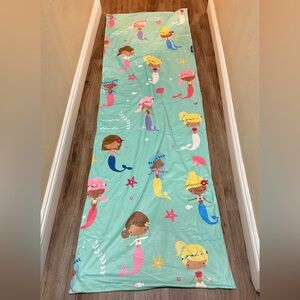 Pillow sleeping bed - mermaids